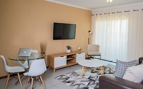 Comfy 2Bed 2Bath In A Secure Golf Estate Wifi
